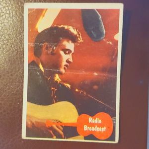 1956 Bubble Elvis Presley Card